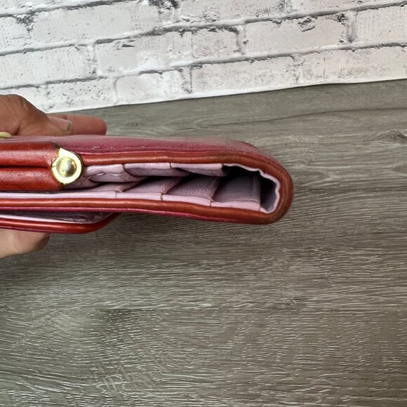 Coach red leather Kisslock  trifold checkbook wallet. - Picture 5 of 9